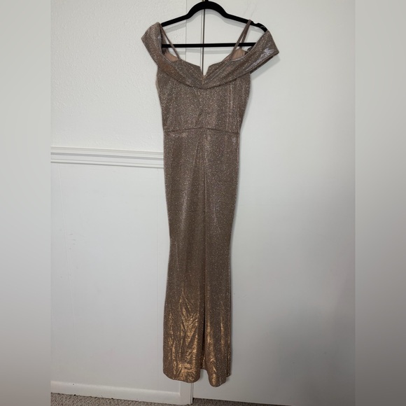 Lenovia Metallic Gold slit dress size M - Picture 4 of 7
